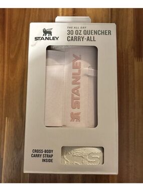 Stanley 30 oz Quencher Rose Quartz Carry-All